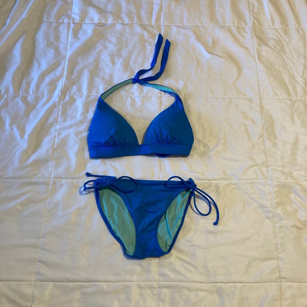 Victoria’s Secret blue bikini
